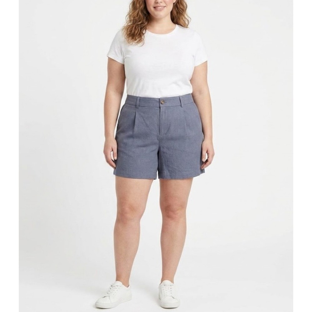New Torrid size 18 Blue Linen Lyocell Blend Flat Front Shorts Casual Summer